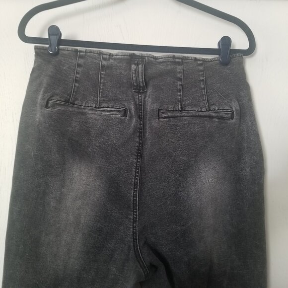 Forever 21 Plus Size 12 High Waist Jeans Black Wash Button Fly Tapered Skinny - Picture 5 of 5